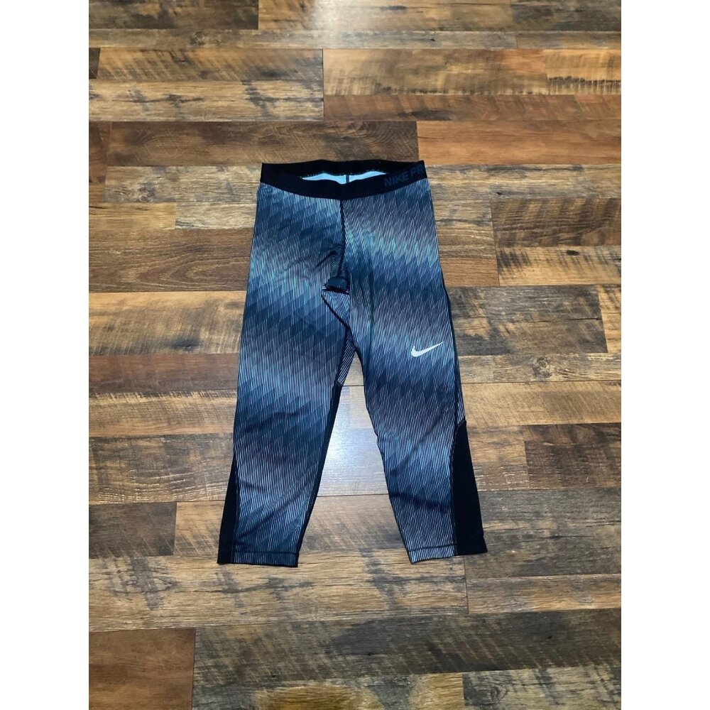 Nike Pro Cool Capri Leggings